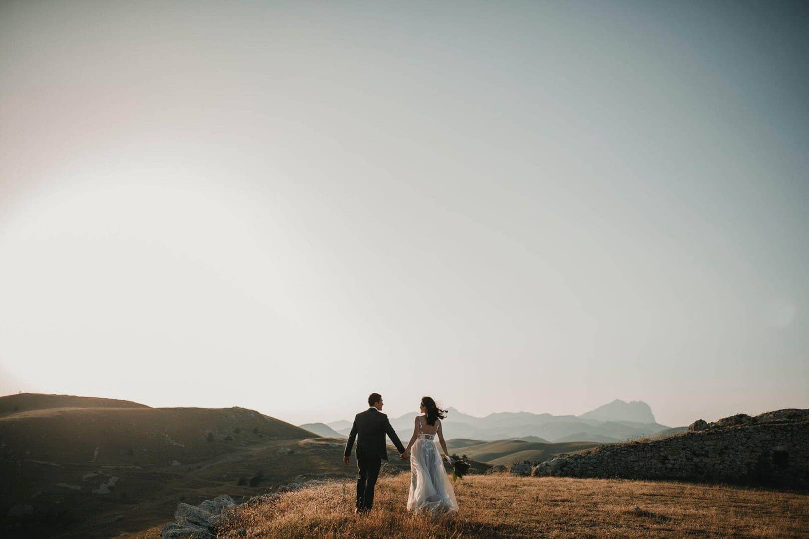 10 reasons, why do I not shoot weddings anymore?